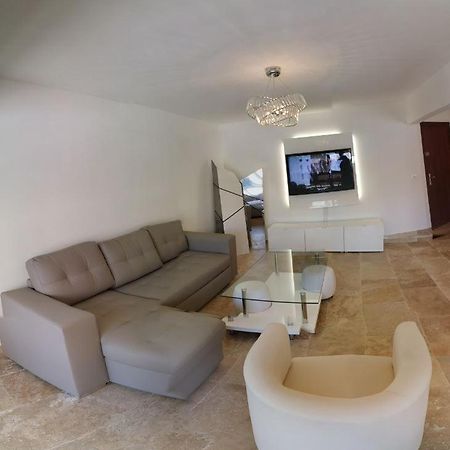 Appartement De Charme Coeur De Juan & Plages Antibes Exteriör bild